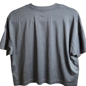 Vuori Top Womens XLarge Blue Soft Easy T Shirt  Cropped Boxy Fit Athleisure